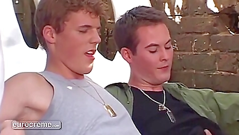 Sexy amateur with a sexy body