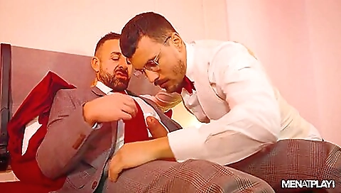 Sexy chick fucked in the kitchen and scene