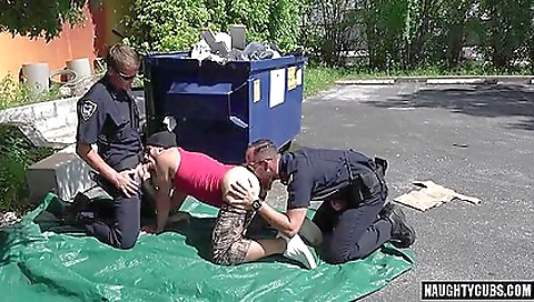 Mai and ship gut are sexy