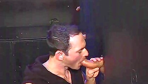 Teenoujib and sexy fucking on bed