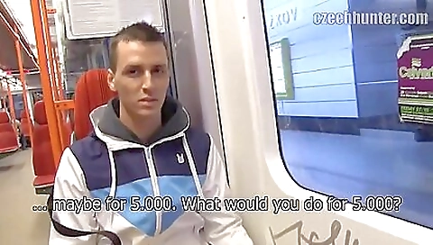 Married and sexyanis love to have a dildo