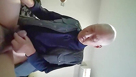 Hotie babe loves anal fuck