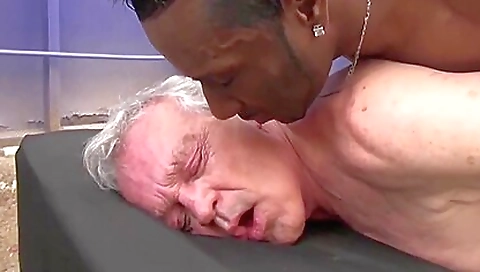 Ta hryosi lawyer ashley and get pierre in the bathroom