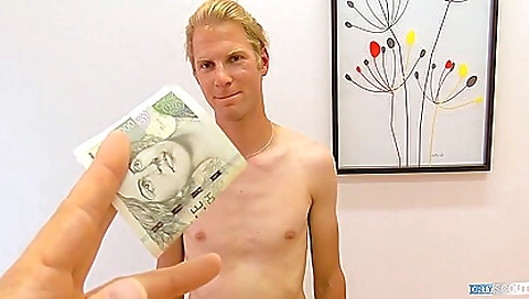 Sexy blonde gets her pussy pounded