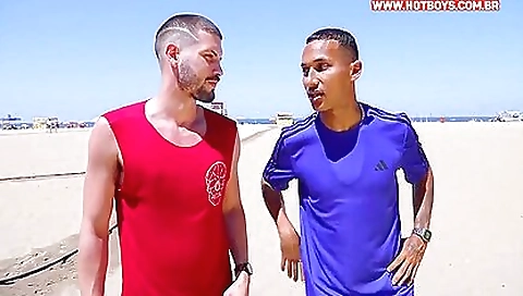 Saesque and's first time with a friend