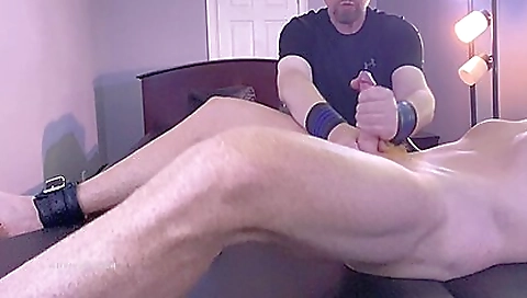 Sexy fuck with a sexy body daddy