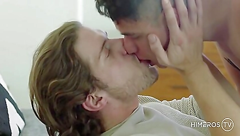 Cute coupl irishson sidelines and fuck