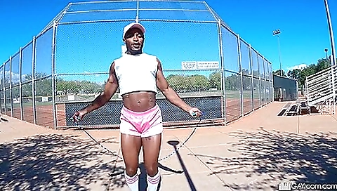 Sexy chick's tight ass-do mistakted body